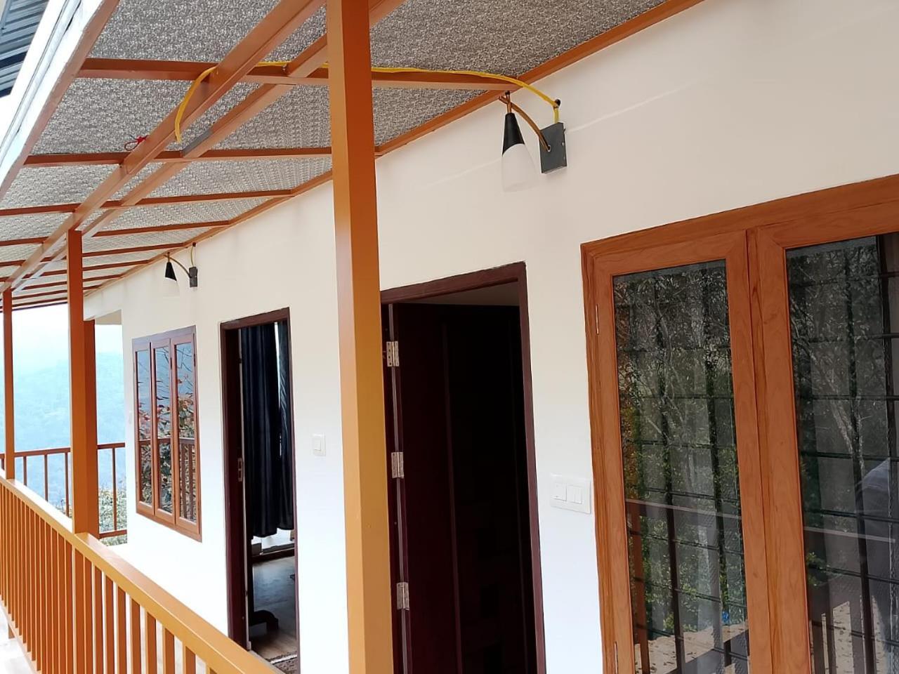 Cloudscape Homestay Pīrmed Exterior foto